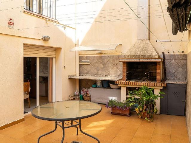 Casa en venta en Sant Feliu de Guíxols, de 111 m² 4 habitaciones por 485.000