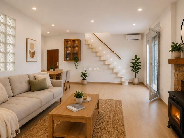 Casa en venta en Sant Iscle de Vallalta. Casa a 4 vientos en Sant Iscle de Vallalta, en el corazón del Montnegre. Casas Sant Iscle de.