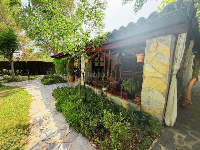 Casa en venta en Sant Joan de Moró. Espectacular Chalet Independiente con Piscina y Gran Parcela Urbana en Sant Joan de Moró. Casas Sant Joan de.