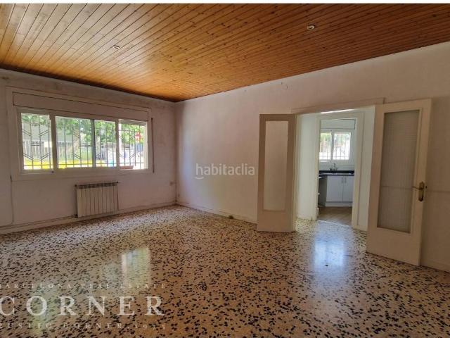 Casa en venta en Sant Llorenç d´Hortons. Casa en una sola planta, en el centro de Sant Llorenç dHortons. Casas Sant Llorenç.