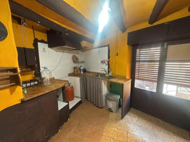 Casa en venta en Sant Mateu. CASA CON JARDÍN EN PLENO CENTRO DE SANT MATEU. Casas Sant.