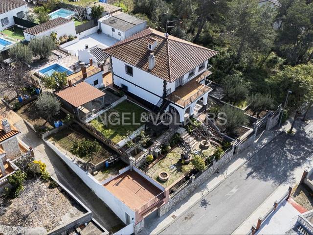 Casa en venta en Sant Pere de Ribes, Can Lloses Can Marcer. Casa a 4 vientos con vistas despejadas. Casas Sant Pere de.