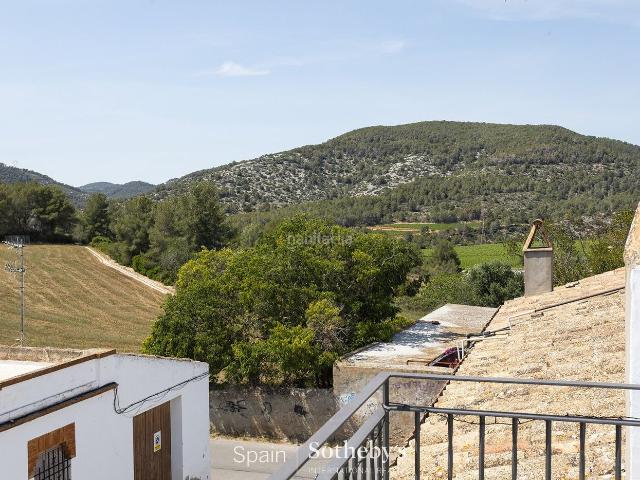 Casa en venta en Sant Pere de Ribes, Centre. Adosado completamente renovado en el centro antiguo de Sant Pere de Ribes. Casas Sant Pere de.