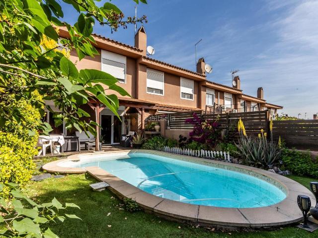 Casa en venta en Sant Quirze del Vallès, Sant Quirze Parc Vallsuau Castellet. SANT QUIRZE DEL VALLE CASA 4 HABS Y PISCINA!. Casas Sant Quirze del.