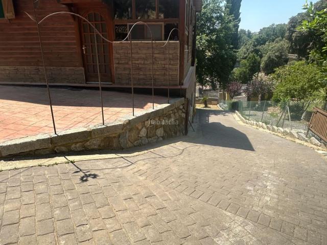 Casa en venta en Santa Maria de Palautordera. IMMOBILIÀRIA MONTSENY MONTNEGRE OFRECE ESTE PRECIOSO CHALET con Vistas Panorámicas al Parque Natural del Montnegre. Casas Santa Maria de.