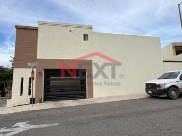 CASA EN VENTA EN SANTA BARBARA RESIDENCIAL