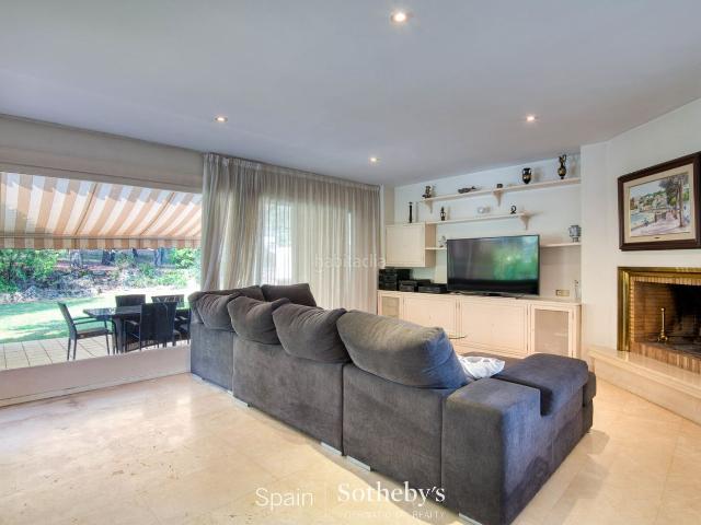Casa en venta en Santa Cristina d´Aro, Santa Cristina Poble. Villa en una ubicación ideal, rodeada de naturaleza, en Solius. Casas Santa Cristina.
