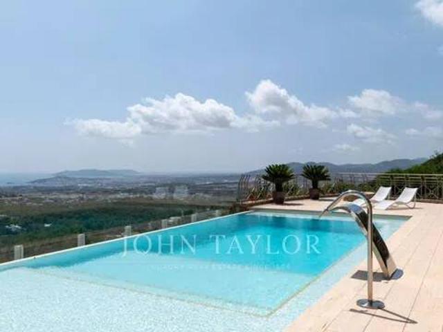 Casa en Venta en Santa Eulària des Riu
