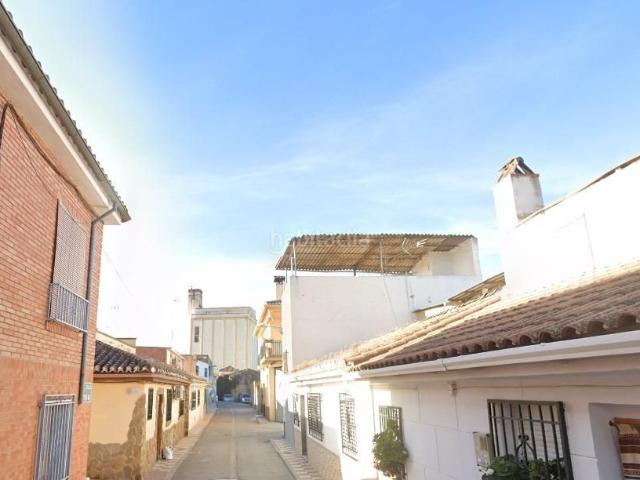 Casa en venta en Santa Fe. VENTA DE CASA PAREADA EN SANTA FÉ GRANADA. Casas Santa.