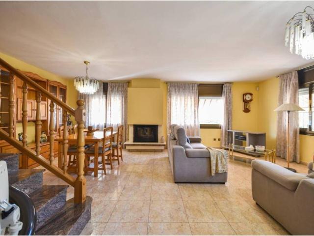 Casa en Venta en Santa Perpètua de Mogoda