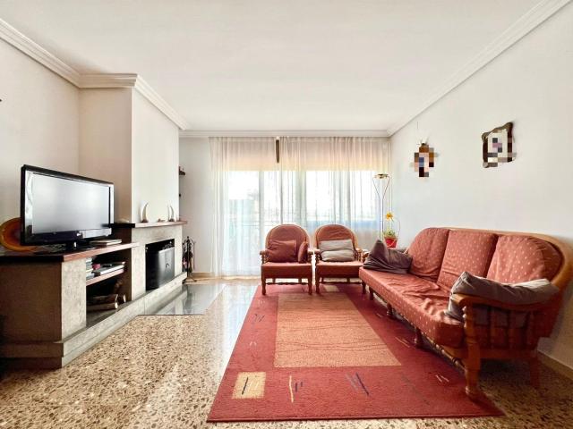 Casa en venta en Santa Perpètua de Mogoda. FANTASTICA VIVIENDA EN SANTA PERPÈTUA DE MOGODA. Casas Santa Perpètua de.