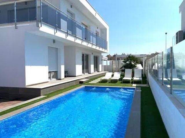 Casa en Venta en Santa Pola