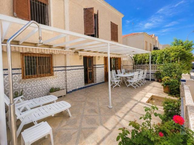 Casa en Venta en Santa Pola