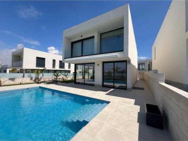 Casa en Venta en Santa Pola