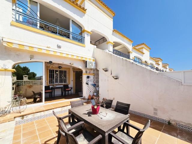 Casa en venta en Santa Pola, Monte Faro Altomar II. Altomar II Espectacular Planta Baja en Gran Alacant con barbacoa y comunidad con piscina. Casas Santa.