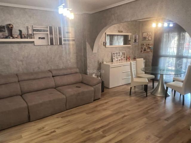 Casa en venta en Santa Pola, Monte y Mar. Amplio bungalow con piscina comunitaria en Gran Alacant. Casas Santa.