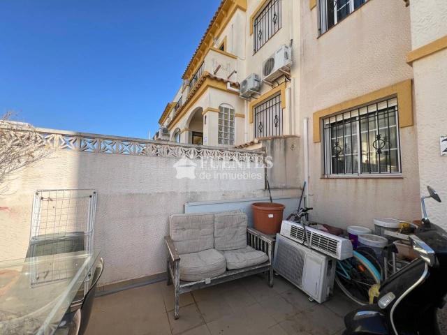 Casa en venta en Santa Pola, Monte y Mar. Estupendo bungalow en Gran Alacant. Casas Santa.