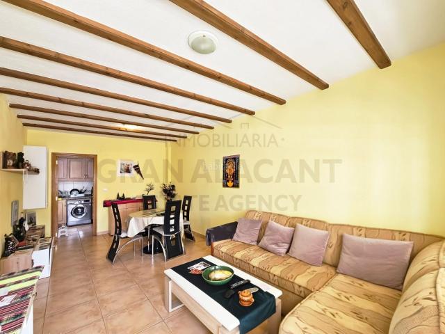 Casa en venta en Santa Pola, Novamar Mediterráneo. MEDITERRANEO APARTAMENTO EN PLANTA ALTA CON SOLARIUM A 800 METROS DE LA PLAYA !. Casas Santa.