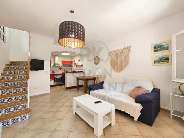 Casa en venta en Santa Pola, Panorama Sierramar. Bungalow en venta en Sierramar, Gran Alacant listo para entrar a vivir. Casas Santa.