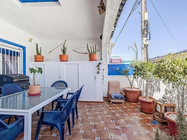 Casa en venta en Santa Pola, Panorama Sierramar. Chalet en venta en Gran Alacant de 2 habitaciones con terraza y piscina. Casas Santa.