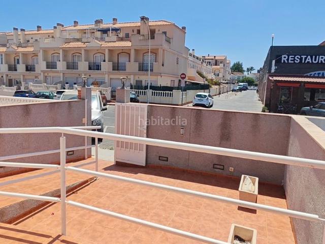 Casa en venta en Santa Pola, Panorama Sierramar. Vivienda con vistas al mar y terraza de 2 Dormitorios Ideal para Negocio. Casas Santa.
