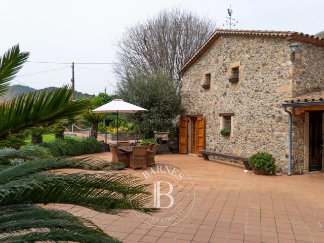 Casa en venta en Santa Susanna. Casas Santa.