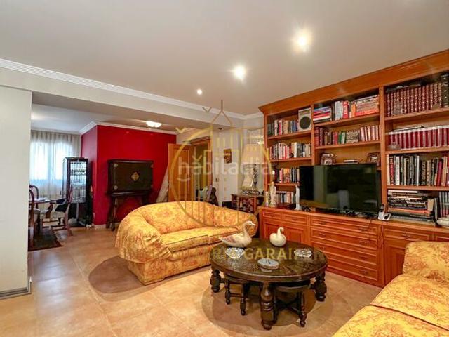 Casa en venta en Santacara. IMPONENTE VIVIENDA CON JARDÍN EN SANTACARA ESPACIO, PRESENCIA Y CALIDAD DE VIDA. Casas.