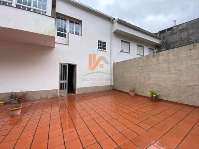 Casa en venta en Santiago de Compostela, Castiñeiriño Cruceiro de Sar. Casa en construcción en la zona de Sar. Casas Santiago de.