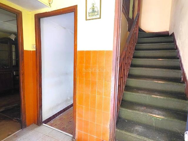 Casa en venta en Santiago de Compostela, Ensanche Sar. Casa para reformar en Ruela do Pisón. Casas Santiago de.