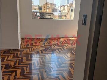 Casa en venta en Santiago De Surco a S/1,897,500
