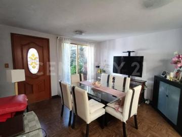 Casa en Venta en Santiago Tepalcatlalpan, Xochimilco, Ciudad De México