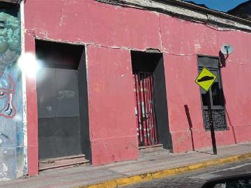 Casa en Venta en Santiago 8 dormitorios 2 baños