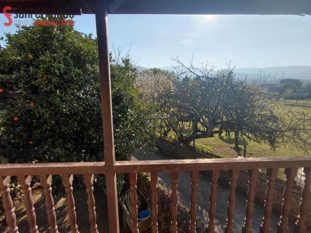 Casa en venta en Santiurde de Toranzo. Casa de piedra con encanto para reformar en Vejorís. Casas Santiurde de.