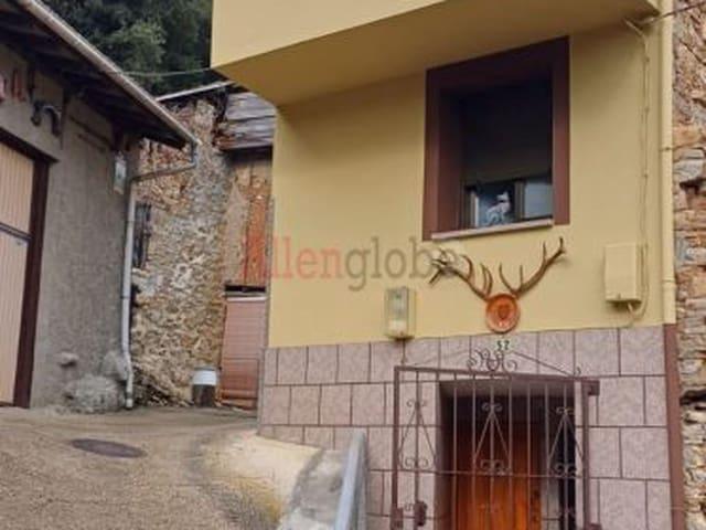 Casa en venta en Santo Adriano, Asturias