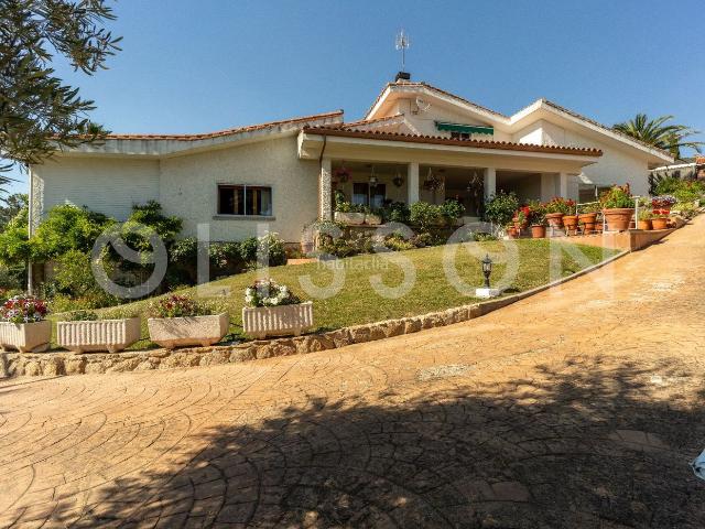 Casa en venta en Santo Domingo. Maravilloso chalet con bodega y sala de spa en Santo Domingo. Casas Santo.