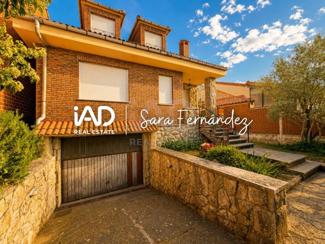 Casa en venta en Sariegos. Casas.