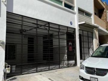 CASA EN VENTA EN SATELITE ACUEDUCTO MONTERREY CON VISTA PANORAMICA