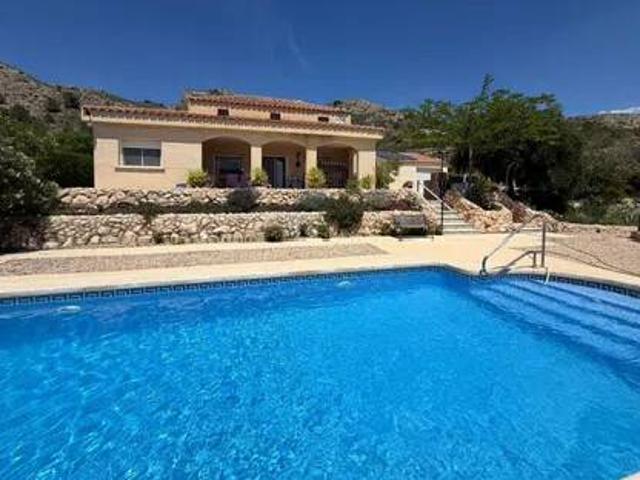 Casa en Venta en Sax