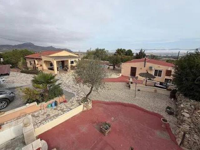 Casa en Venta en Sax