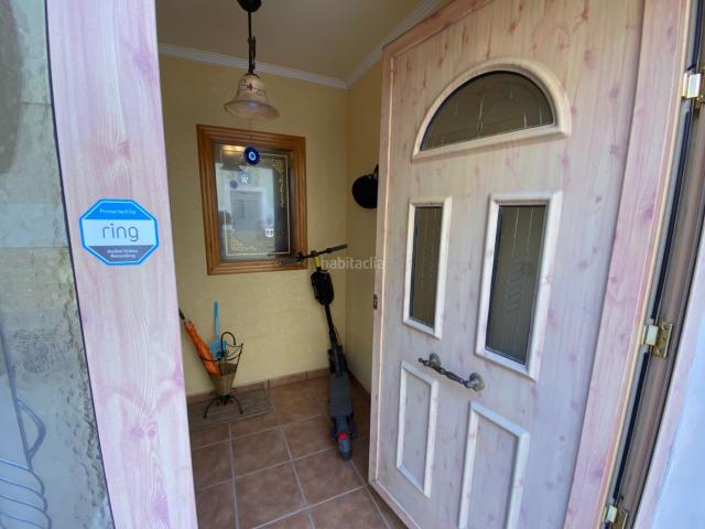 Casa en venta en Sax. Descubre esta acogedora casa adosada en Sax, lista para entrar a vivir y con excelentes calidades en cada rincón.La vivienda cuent. Casas.