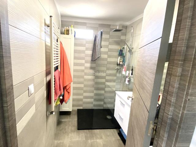 Casa en venta en Sax. Esta encantadora finca reformada de 4 dormitorios, 1 baño y 1 aseo en Sax, con un precio de 229.995, representa una excelente opo. Casas.