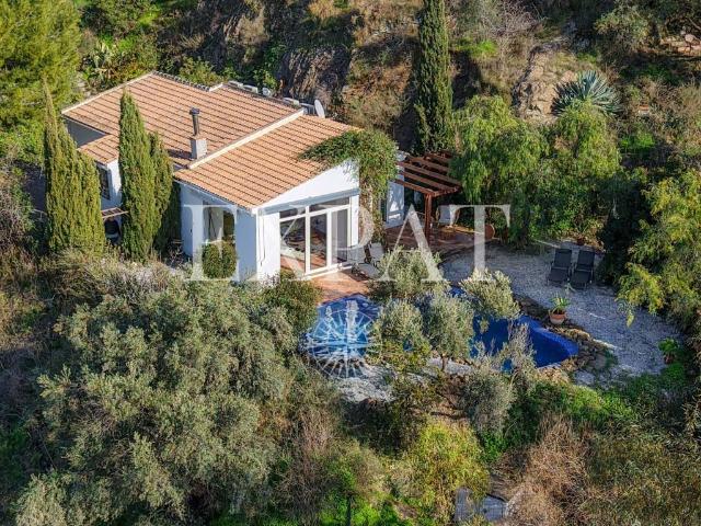 Casa en venta en Sayalonga Málaga