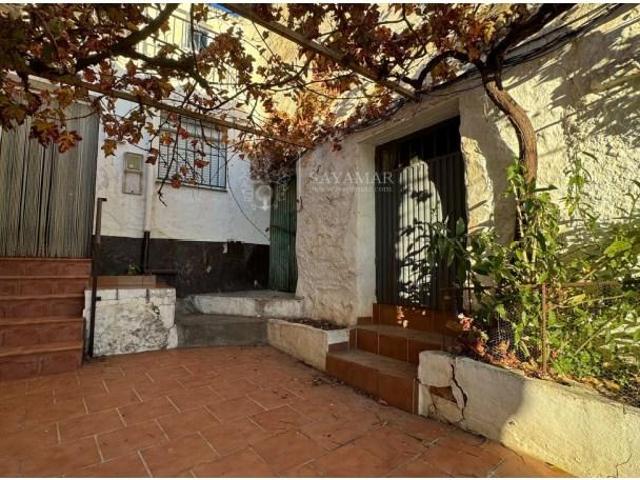 Casa en venta en Sayalonga Málaga