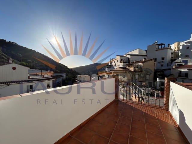 Casa en venta en Sayalonga, Málaga Costa del Sol