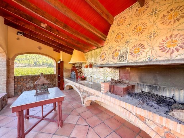 Casa en venta en Segorbe. UN SUEÑO HECHO REALIDAD. Casas.