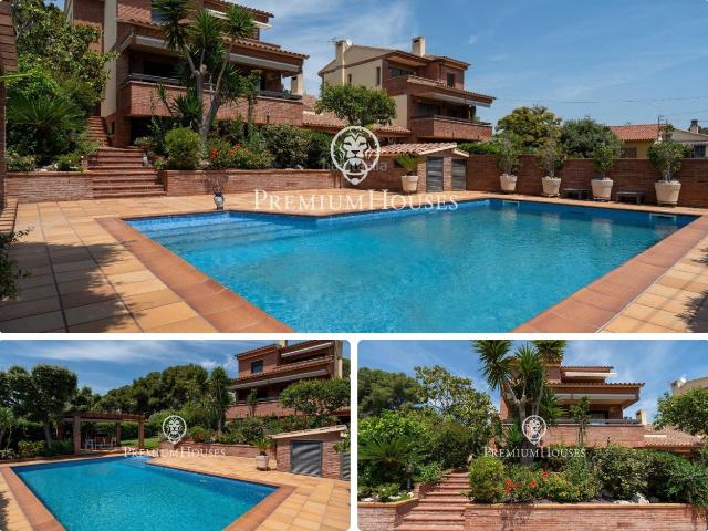 Casa en venta en Segur de Calafell, Segur de Calafell Nucli Urbà Costa Dorada. Casa con piscina y jardín en Segur de Calafell. Casas Segur de.