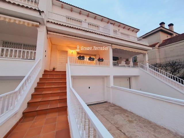Casa en venta en Segur de Calafell, Tarragona Costa Dorada