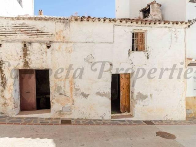 Casa en Venta en Sedella