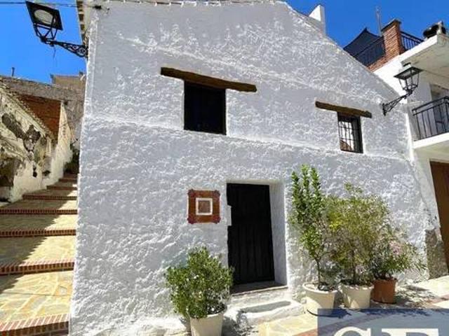 Casa en Venta en Sedella