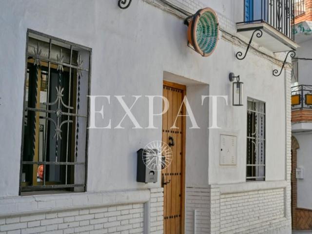 Casa en venta en Sedella Málaga